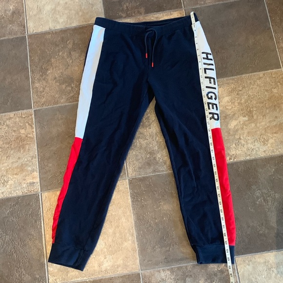 Ladies Size Small Tommy Hilfiger jogging pants! No holes or stains - Picture 1 of 7